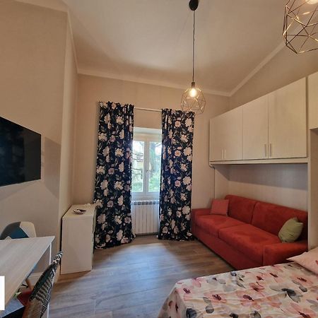 Lella Apartment With Free Parking By Florence Sweet Homes Екстер'єр фото