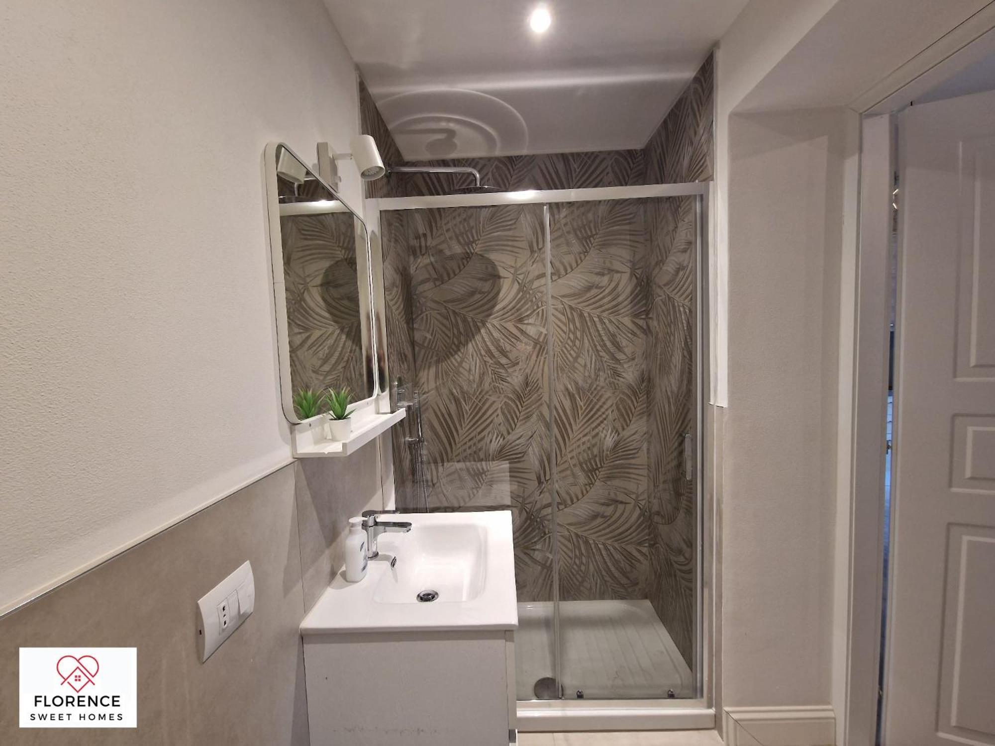 Lella Apartment With Free Parking By Florence Sweet Homes Екстер'єр фото